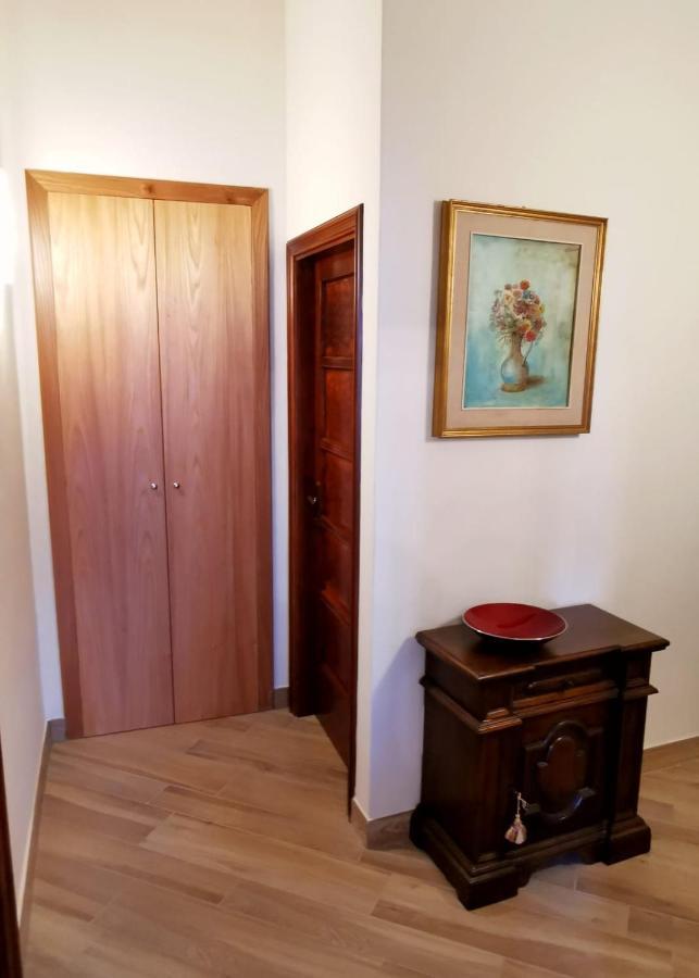 Casa Remo - Dolce Soggiorno Nella Piazza Di Greve Greve in Chianti Exterior foto